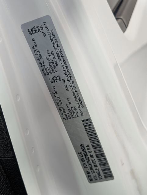 Used 2025 Jeep Wrangler Unlimited Sahara image 25