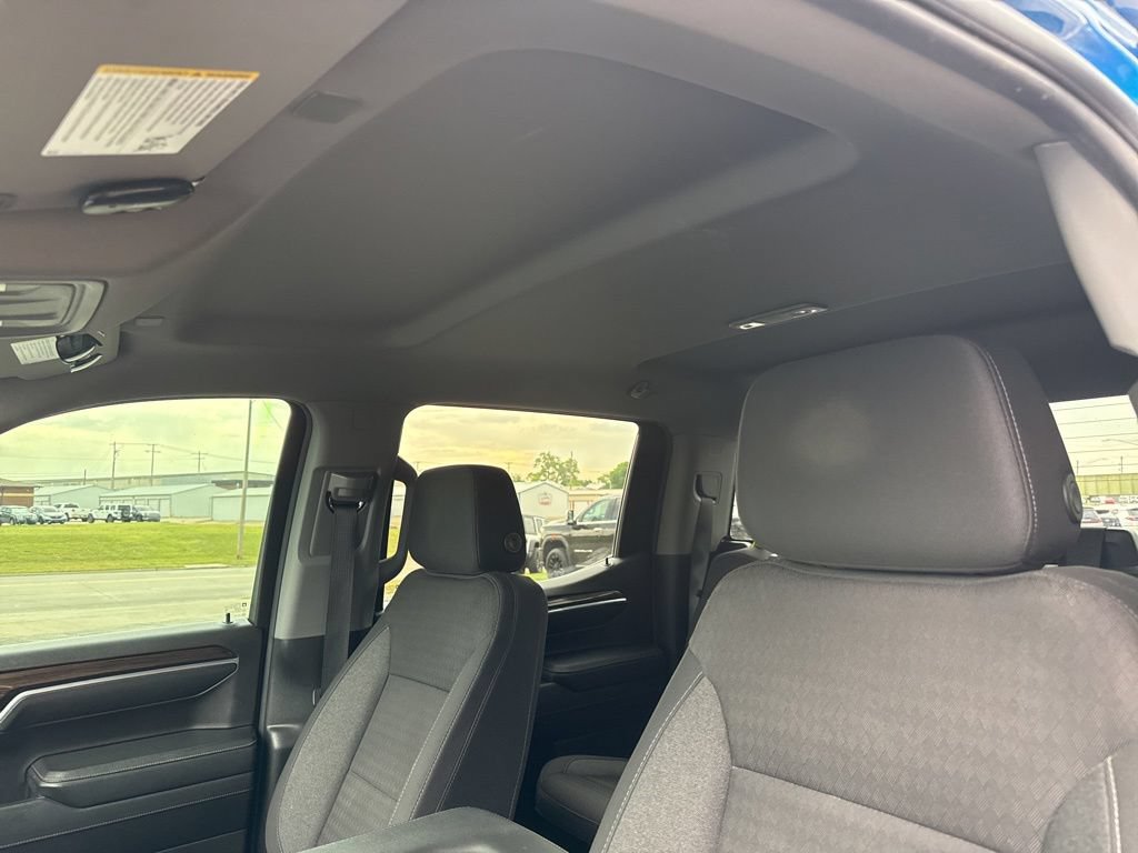 Used 2023 Chevrolet Silverado 1500 RST AWD/4WD image 12