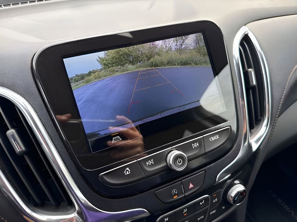 Used 2024 Chevrolet Equinox Premier image 26