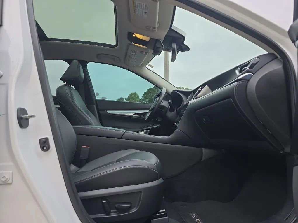 Used 2019 INFINITI QX50 Luxe FWD image 46