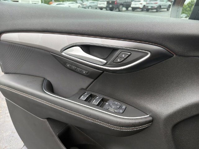 Certified 2025 Buick Envision Sport Touring AWD/4WD image 22