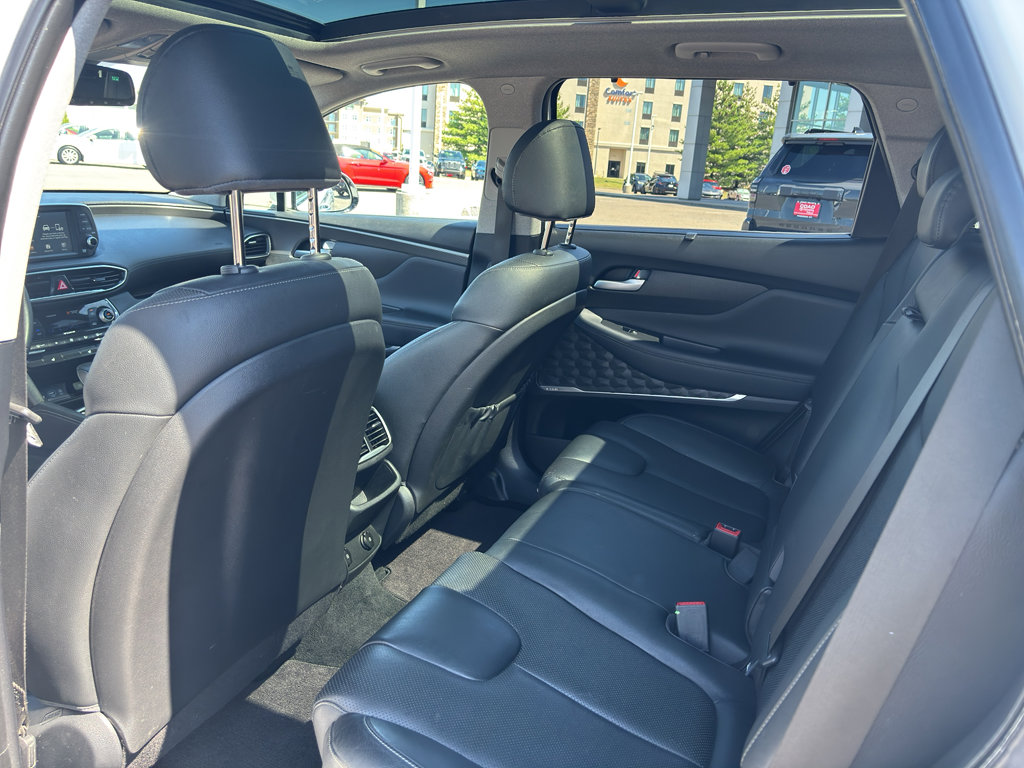 Used 2019 Hyundai Santa Fe Limited image 10