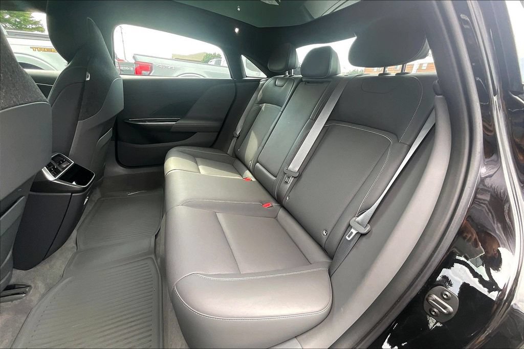 Used 2023 Lucid Air Touring AWD/4WD image 25