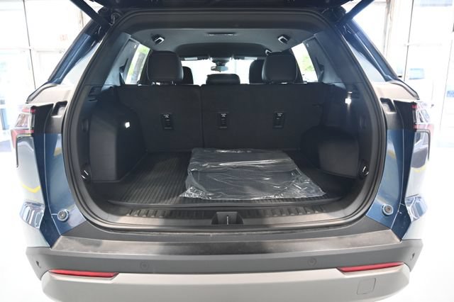 Used 2026 Chevrolet Equinox LT w/ Convenience Package II FWD image 27