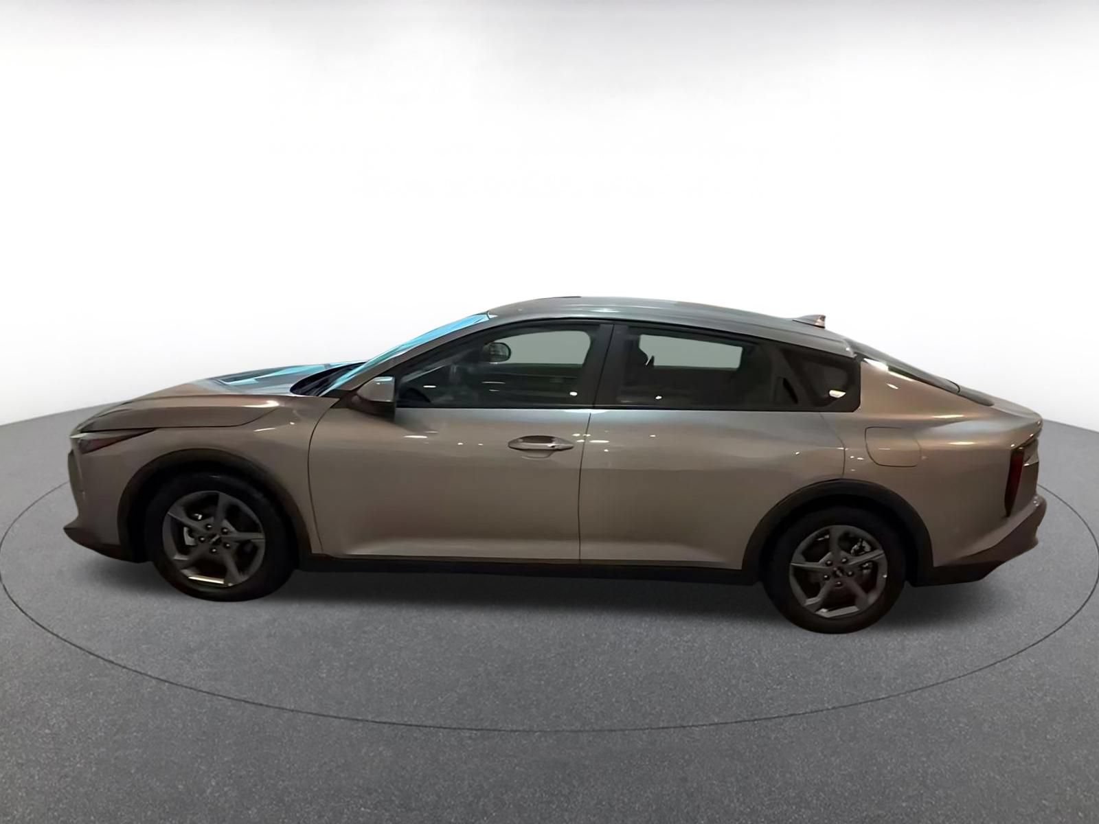 Used 2025 Kia K4 FWD image 9