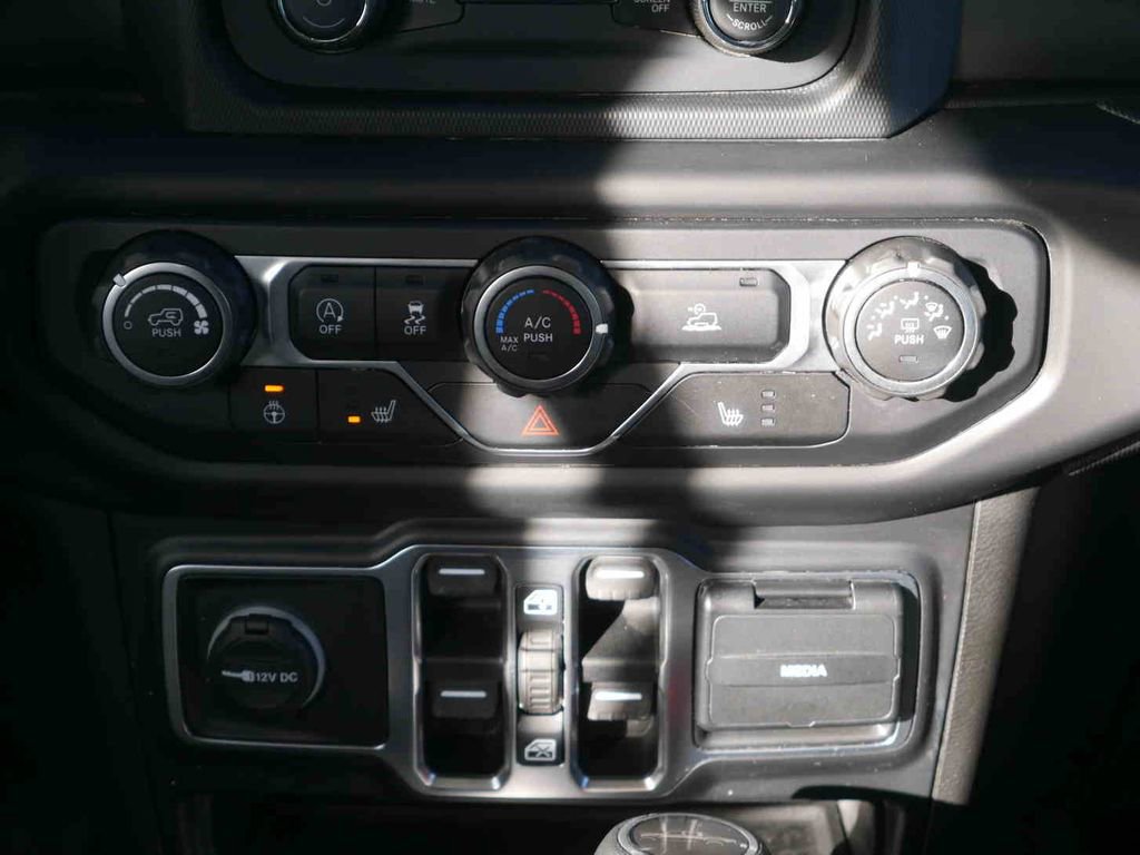 Certified 2020 Jeep Gladiator Sport w/ Quick Order Package 24S image 8