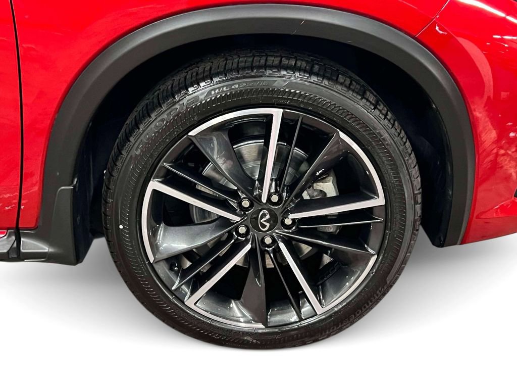 Used 2023 INFINITI QX55 Essential AWD/4WD image 9