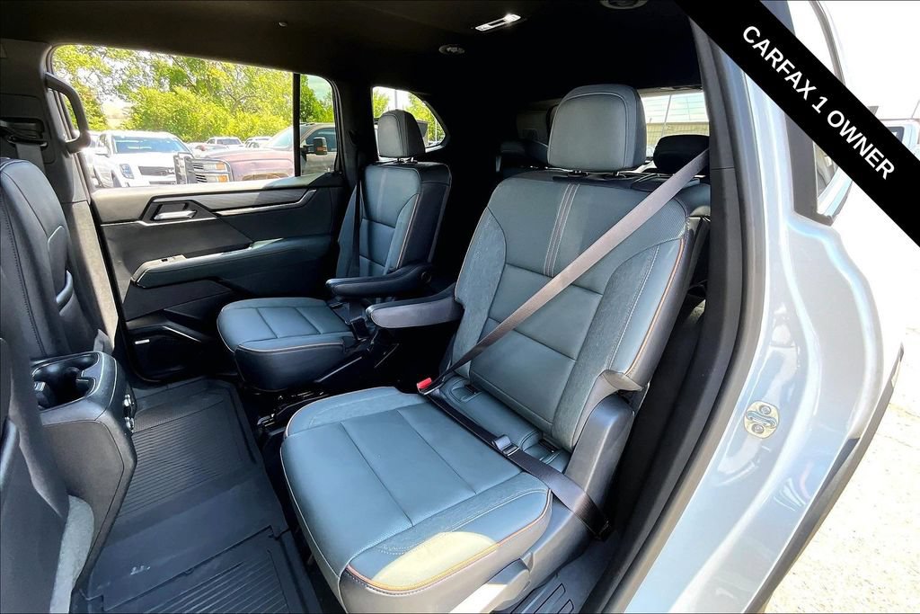 Used 2025 GMC Acadia AT4 AWD/4WD image 6