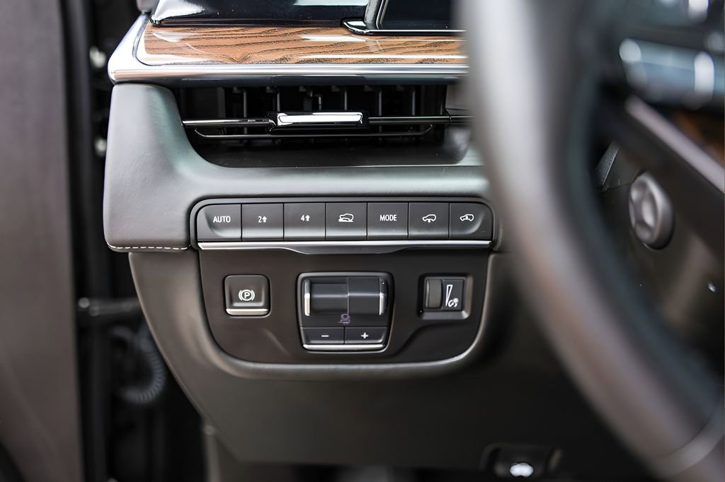Certified 2023 Cadillac Escalade Sport Platinum AWD/4WD image 15