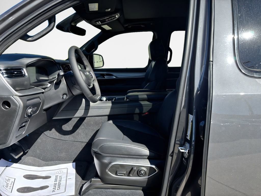 New 2025 Jeep Wagoneer Series II w/ Convenience Group I image 37