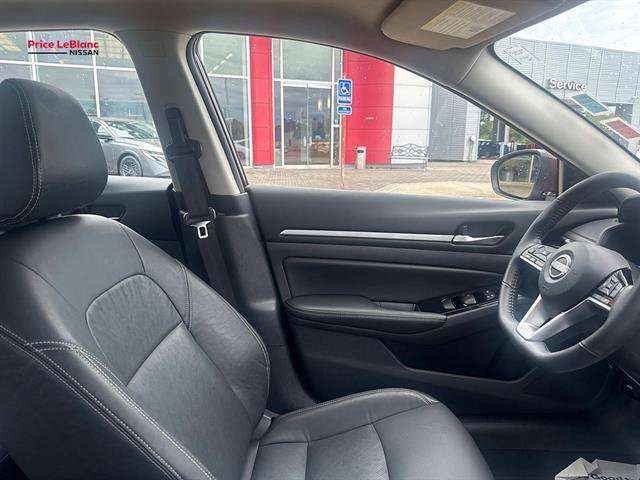 Certified 2025 Nissan Altima 2.5 SL FWD image 9