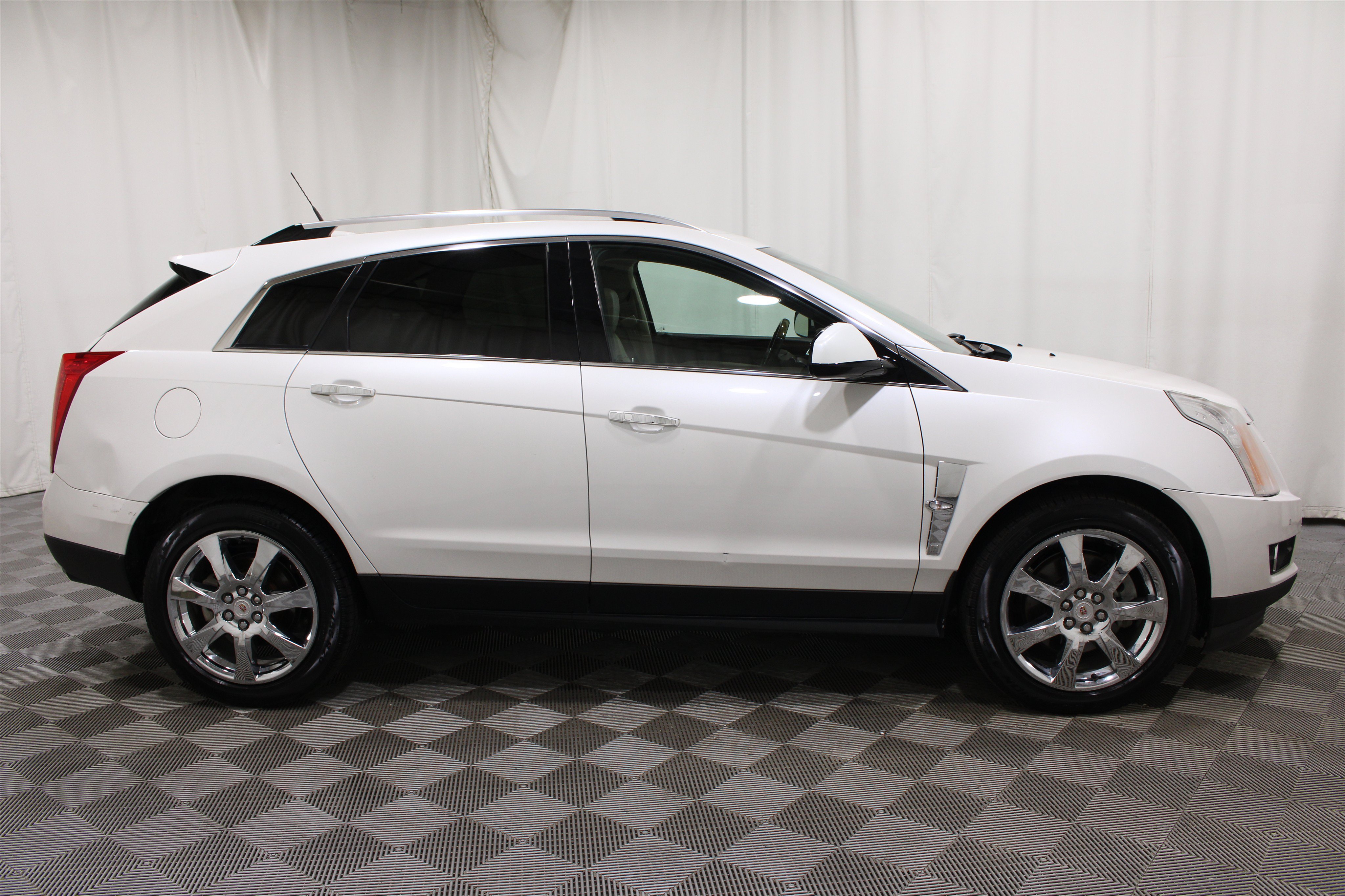 Used 2012 Cadillac SRX Performance FWD image 31