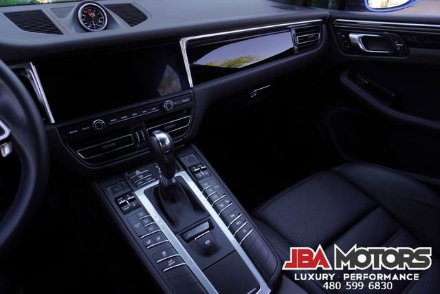 Used 2020 Porsche Macan S image 32