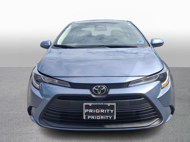 Used 2025 Toyota Corolla LE FWD video 2