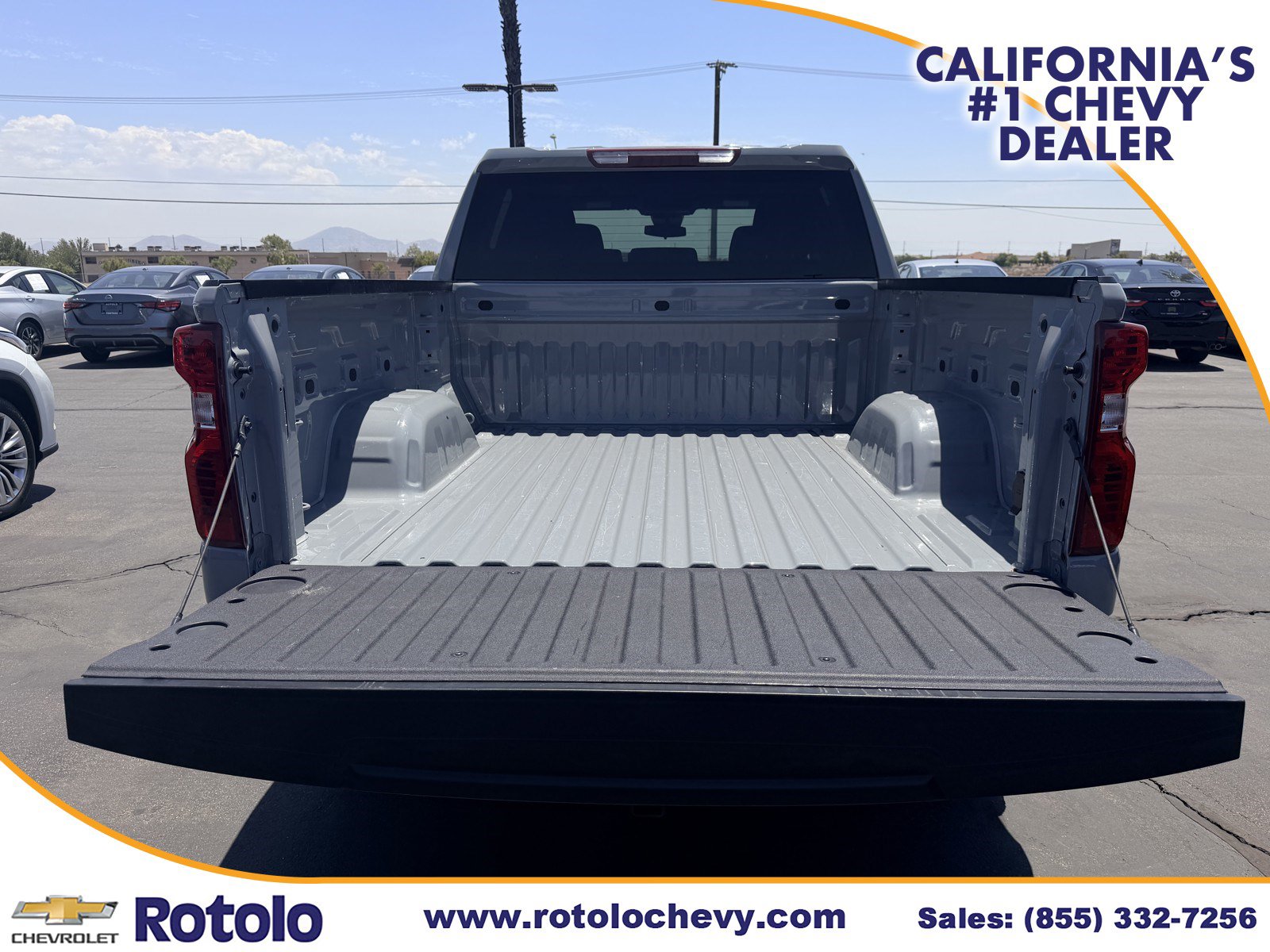 Used 2025 Chevrolet Silverado 1500 Custom w/ Turbomax Blackout Package AWD/4WD image 12