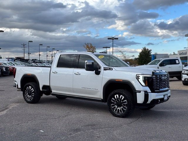 Certified 2025 GMC Sierra 2500 Denali Ultimate AWD/4WD image 9