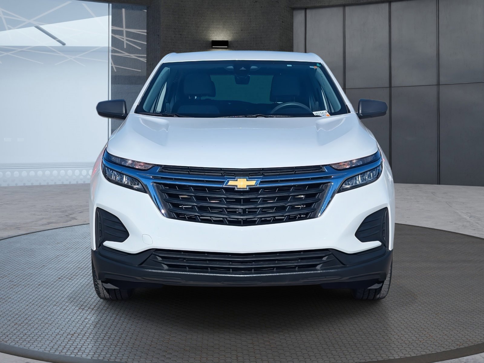 Used 2024 Chevrolet Equinox LS image 9