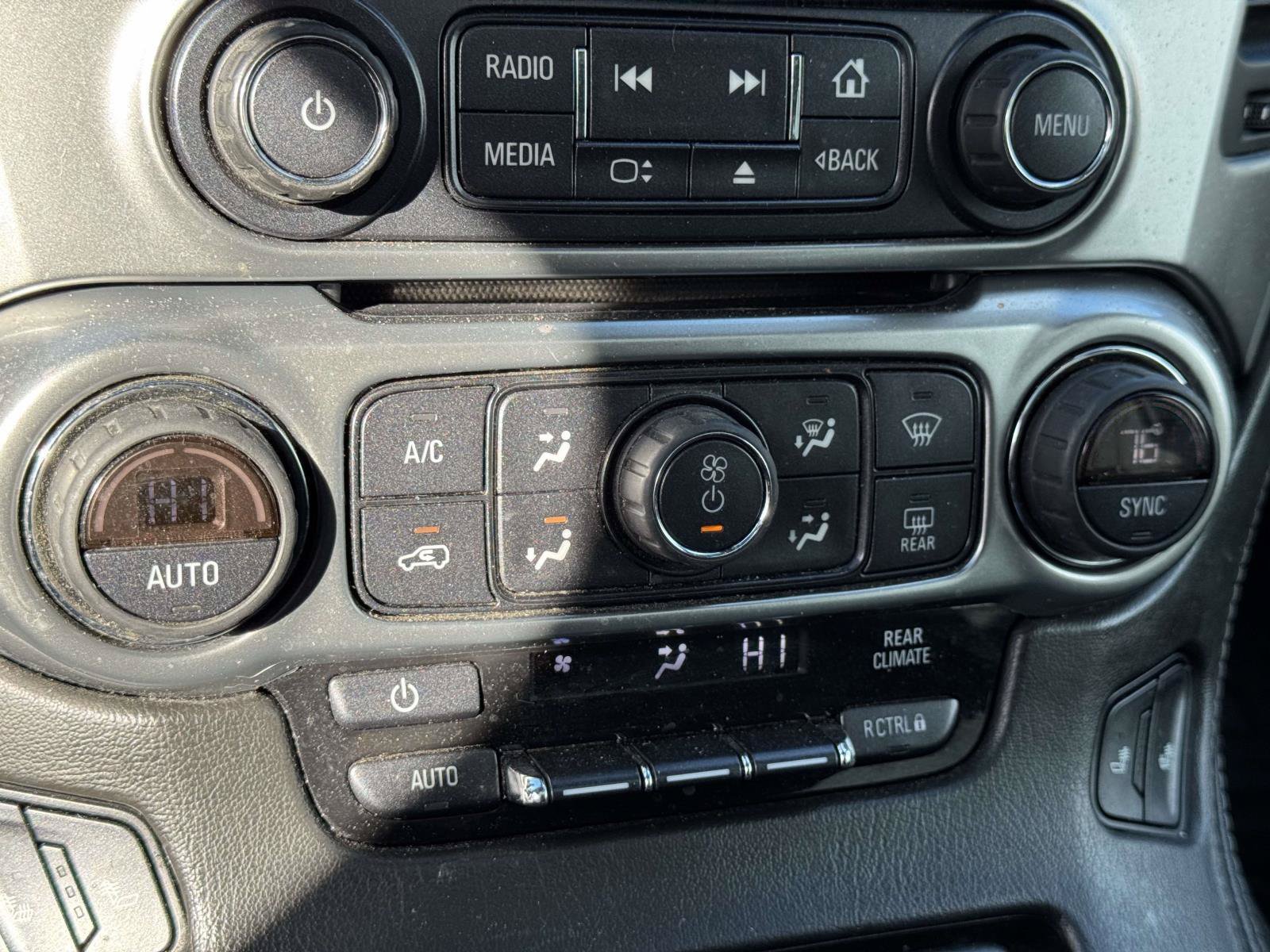 Used 2020 Chevrolet Suburban LT AWD/4WD image 29