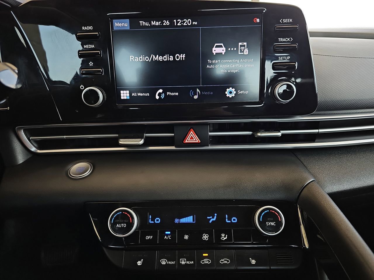 Used 2022 Hyundai Elantra SEL w/ Convenience + Premium Package image 24