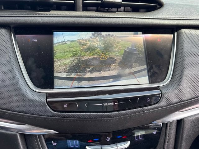 Used 2018 Cadillac XT5 Luxury w/ Driver Awareness Package AWD/4WD image 5