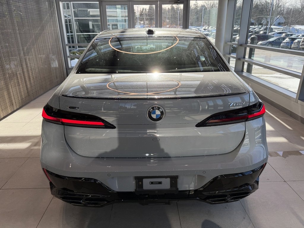 New 2026 BMW 760i xDrive w/ Executive Package image 5