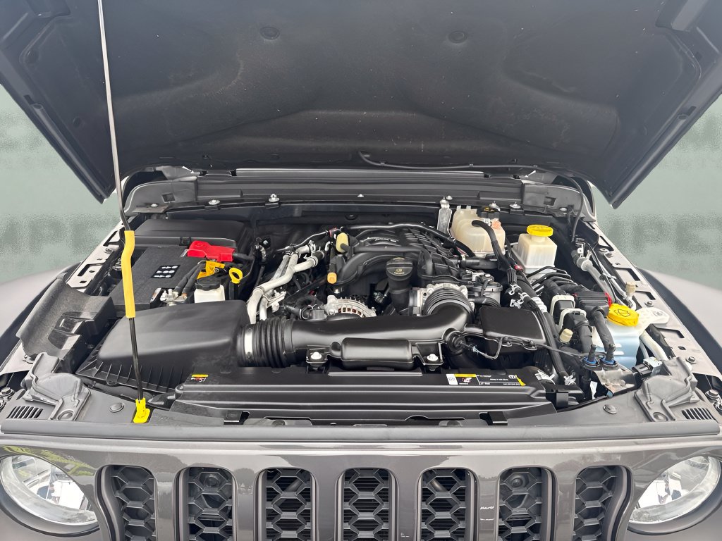 Used 2023 Jeep Gladiator Mojave w/ Cold Weather Group AWD/4WD image 29