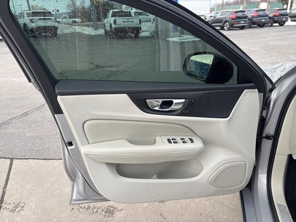 Certified 2023 Volvo S60 B5 Core w/ Climate Package image 15