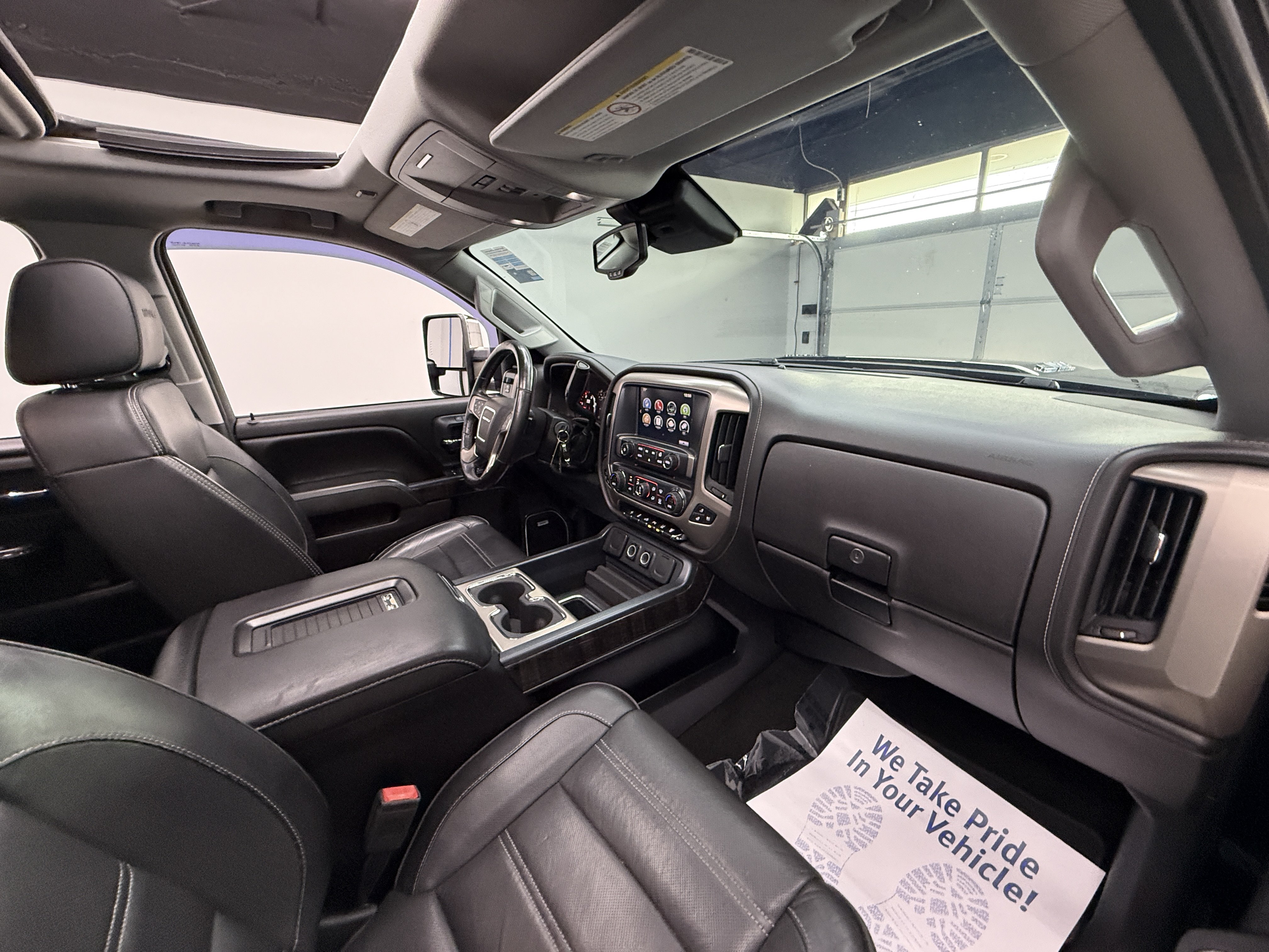 Used 2016 GMC Sierra 2500 Denali w/ Duramax Plus Package AWD/4WD image 21