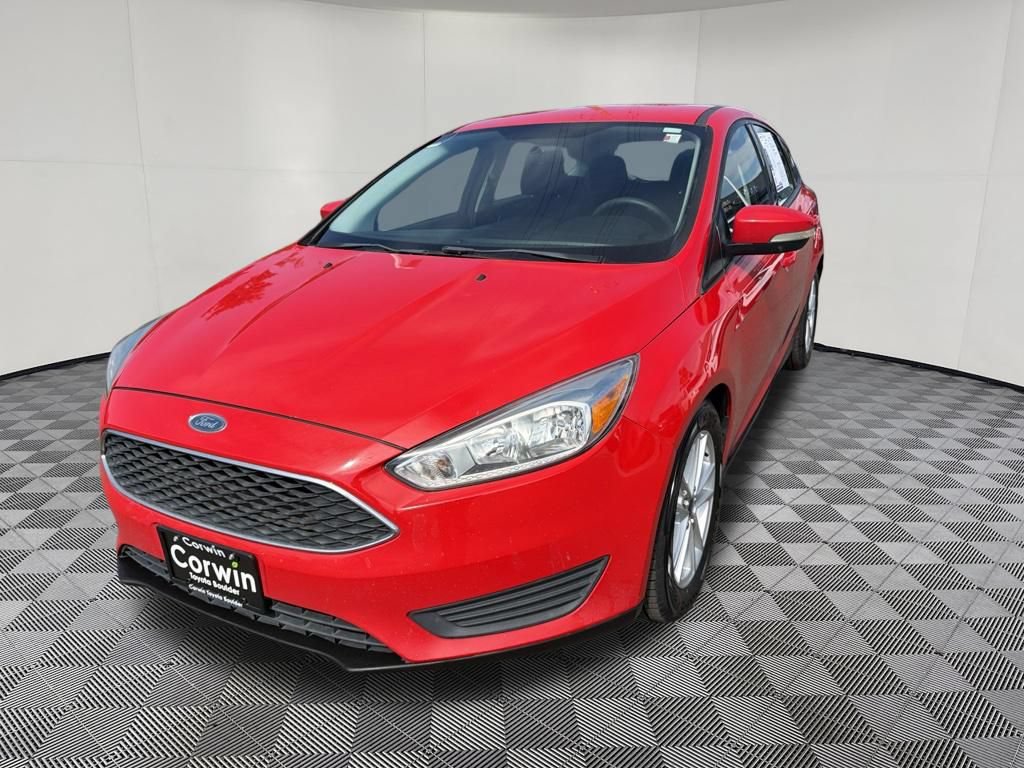 Used 2015 Ford Focus SE FWD image 3