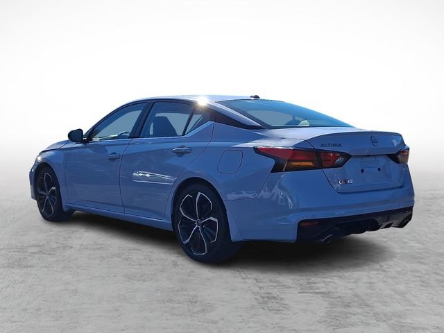 Used 2024 Nissan Altima 2.5 SR w/ SR Premium Package FWD image 4