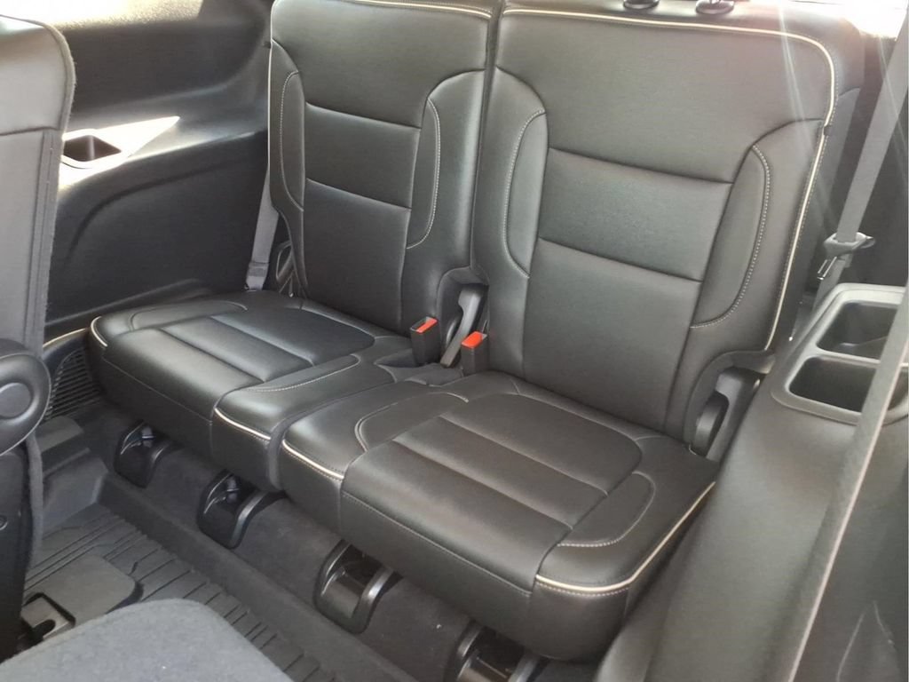 Used 2023 GMC Acadia Denali w/ Denali Ultimate Package FWD image 17