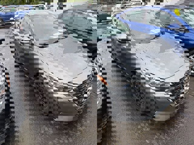 Used 2024 Nissan Sentra S image 4