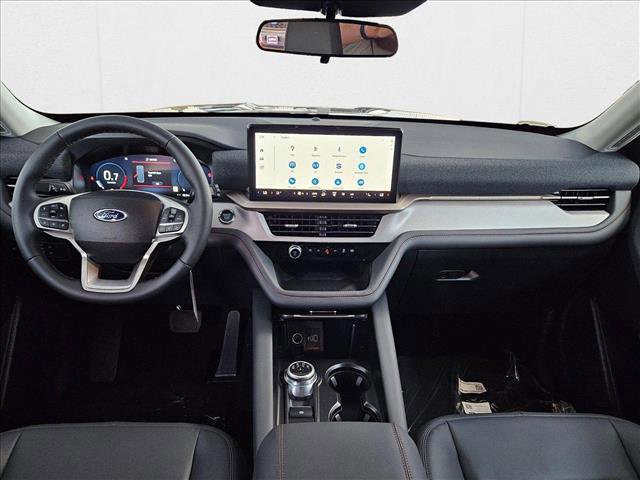 New 2025 Ford Explorer Active w/ Active Comfort Package image 15
