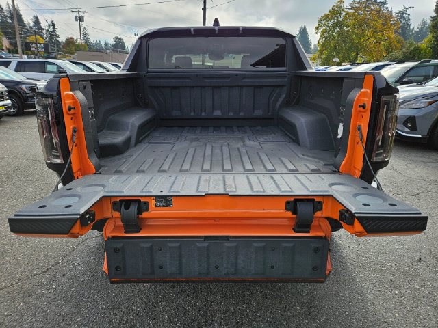 Used 2024 GMC Hummer EV 3X AWD/4WD image 13