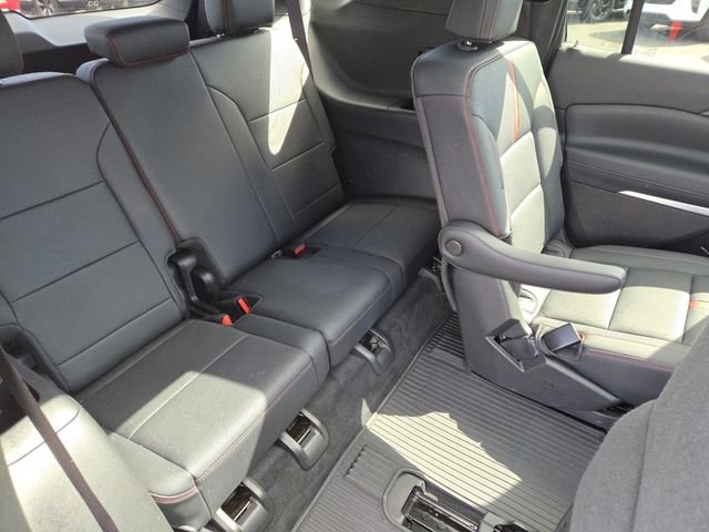 Certified 2024 Chevrolet Traverse RS w/ LPO, Floor Liner Package image 32