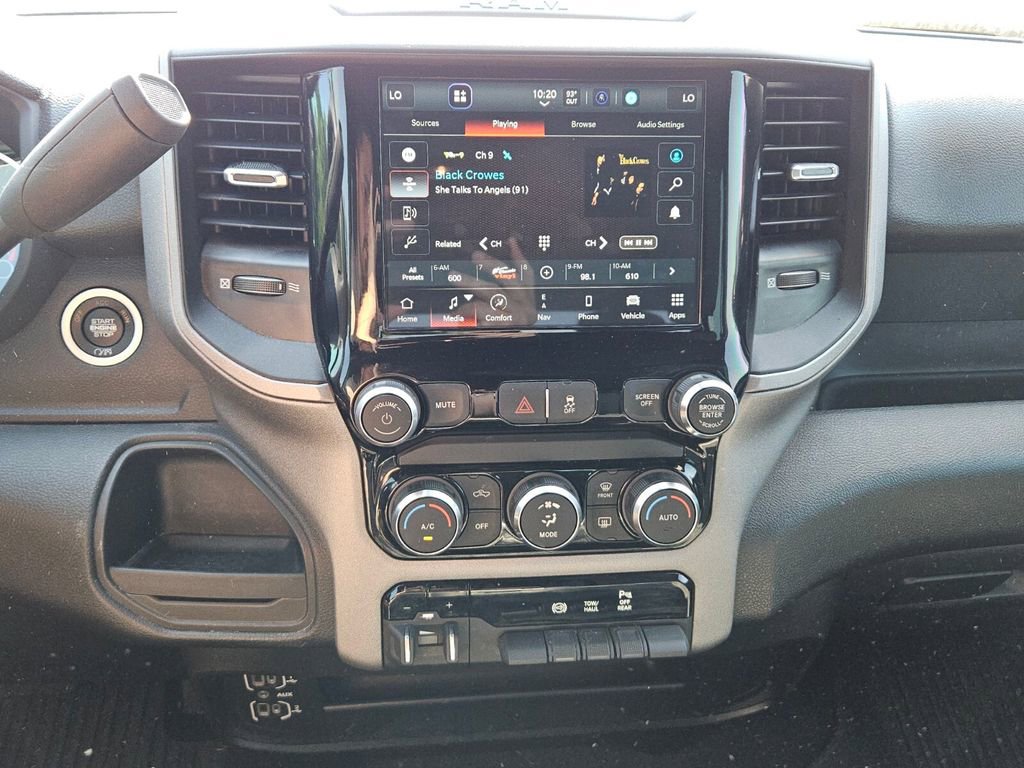 Used 2024 RAM 3500 Tradesman w/ Towing Technology Group AWD/4WD image 17