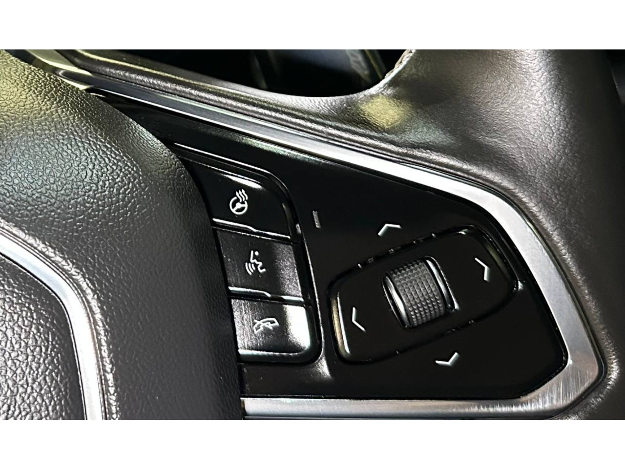 Used 2024 Chevrolet Corvette Stingray Preferred Cpe w/ Z51 Performance Package RWD image 25