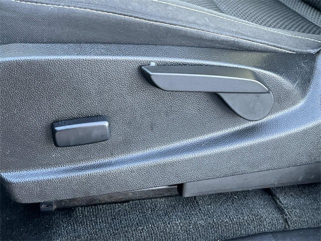 Used 2019 Chevrolet Colorado LT image 28