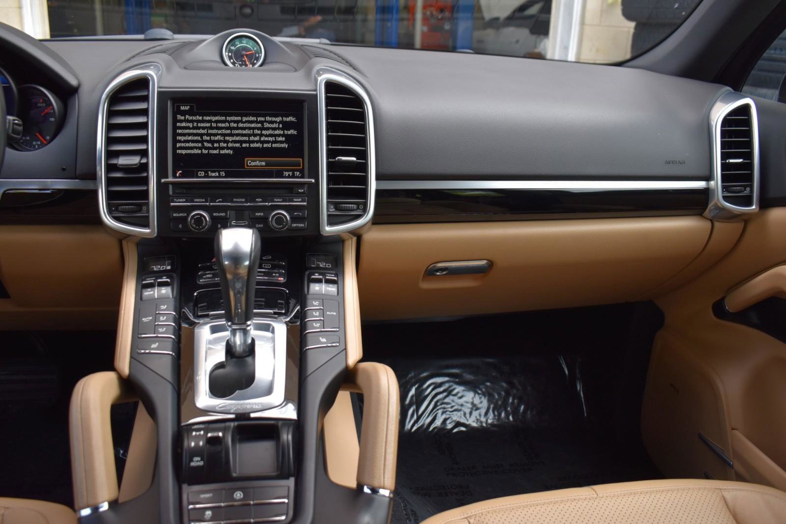 Used 2016 Porsche Cayenne image 15