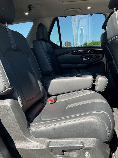 Used 2024 Honda Pilot Touring image 21