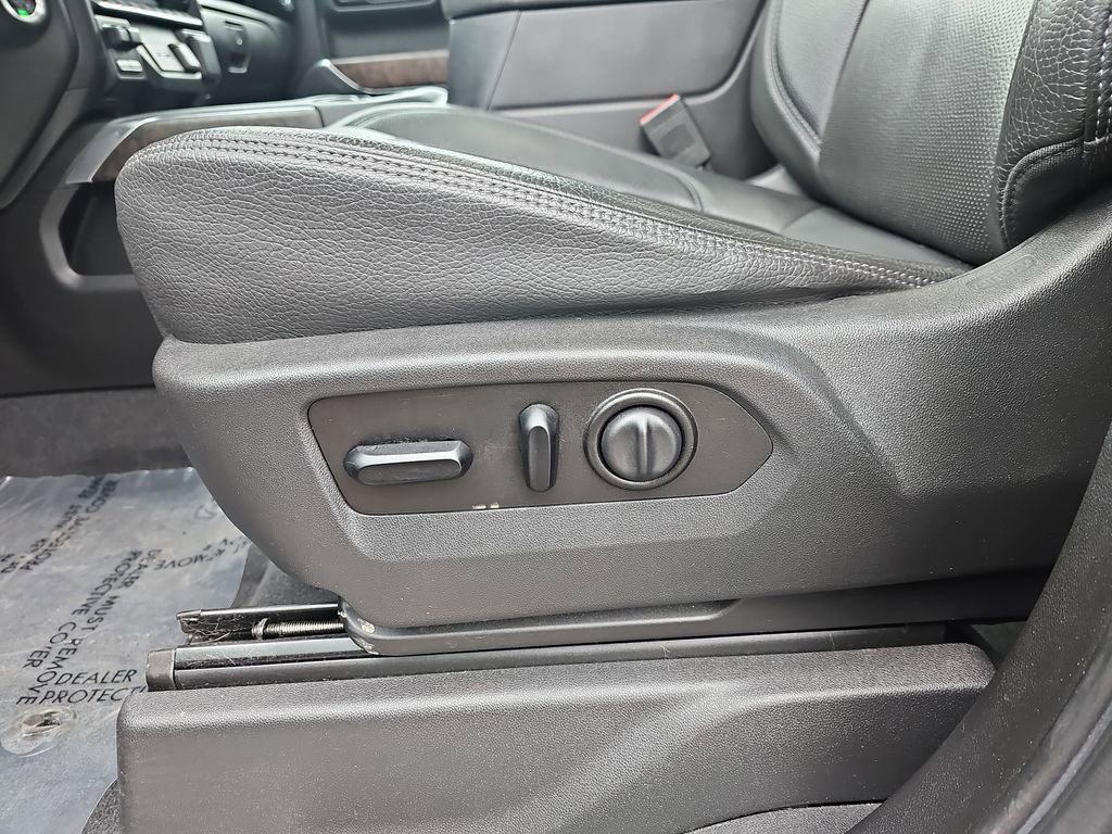 Used 2020 GMC Sierra 1500 Denali w/ Denali Ultimate Package image 33