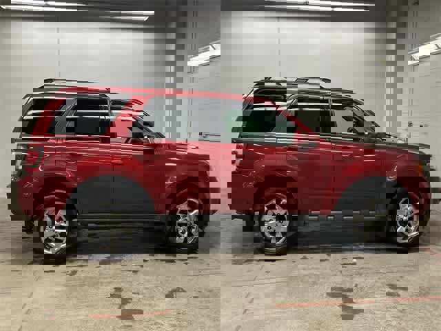 Used 2011 Ford Escape Limited w/ 302A Rapid Spec Order Code image 3