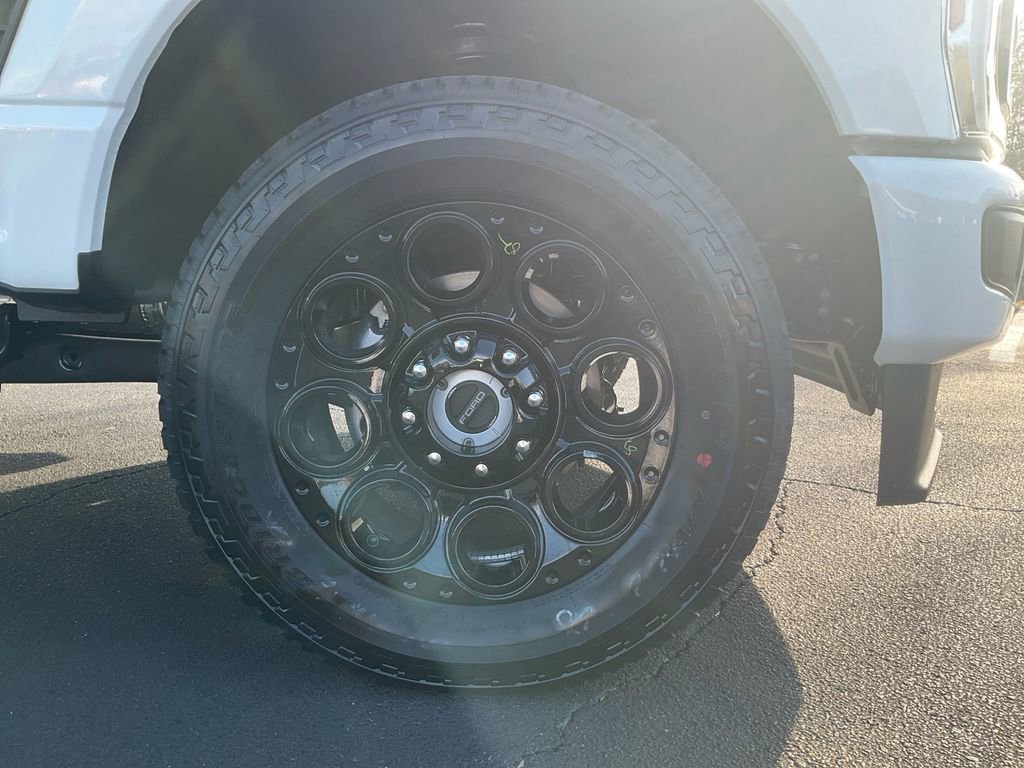 New 2026 Ford F250 Lariat w/ Black Appearance Package image 10