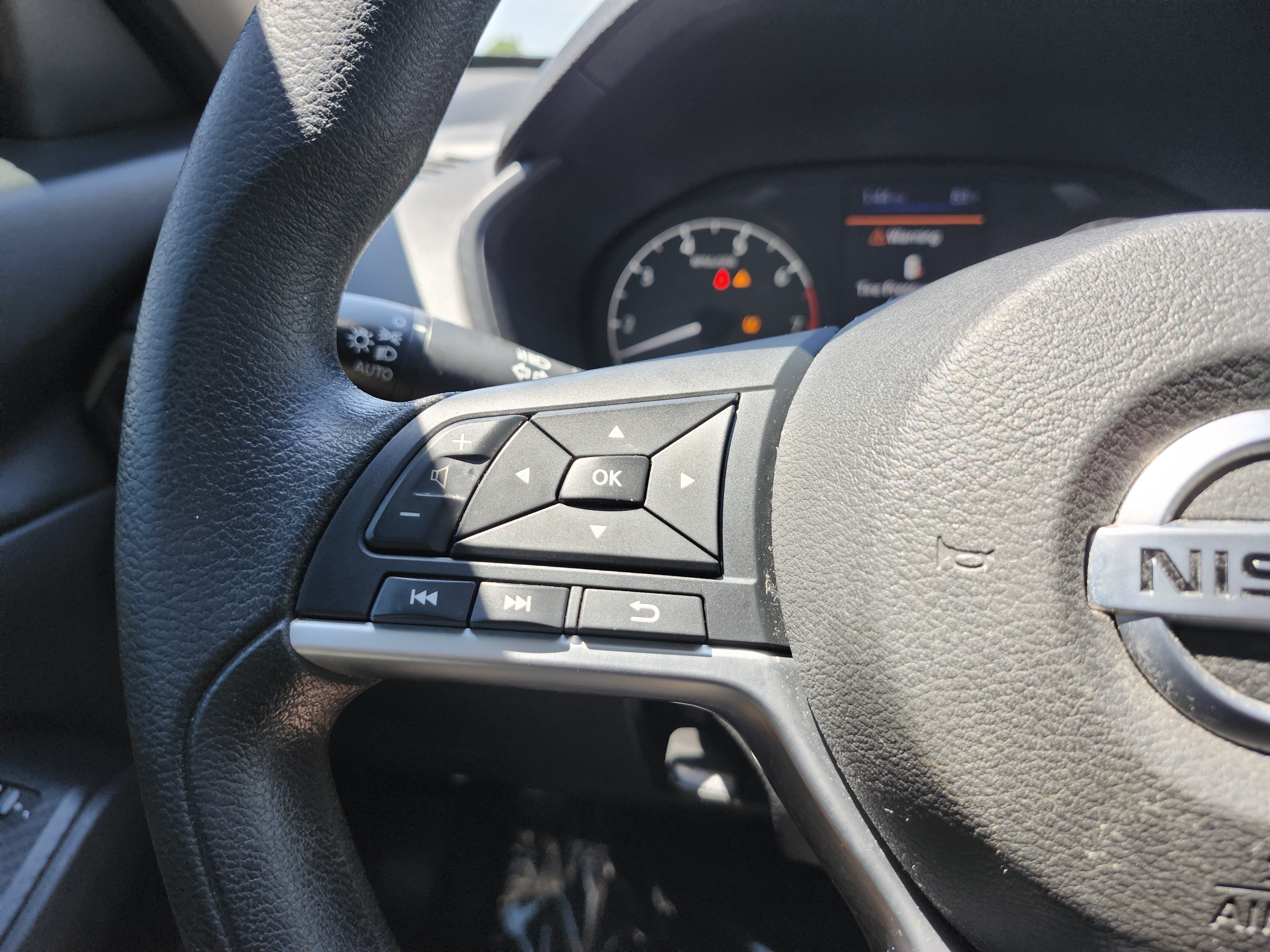 Used 2022 Nissan Altima 2.5 S FWD image 29