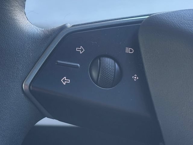 Used 2024 Tesla Cybertruck AWD Crew Cab image 12