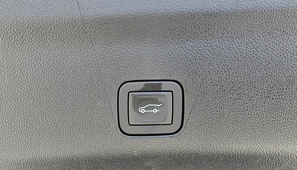 New 2025 Chevrolet Tahoe Premier w/ Sun And Tow Package image 24