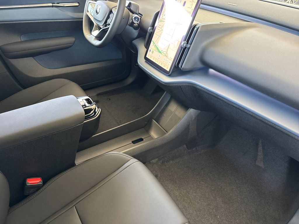 New 2026 Volvo EX30 Cross Country Ultra w/ Protection Package Premier AWD/4WD image 15