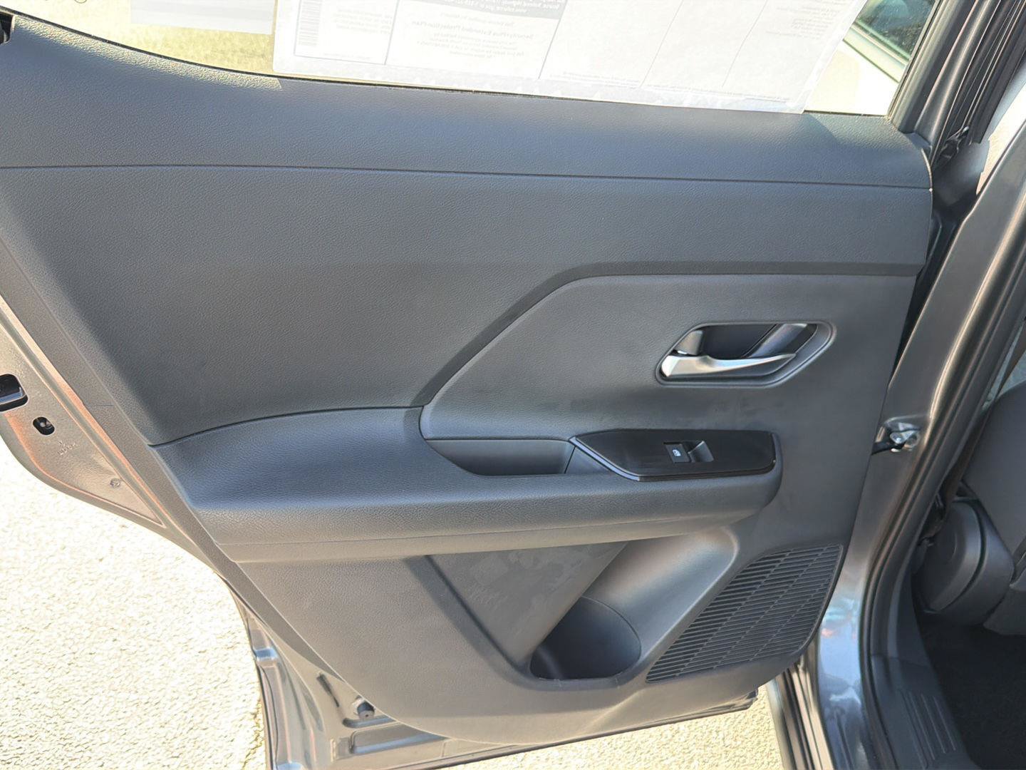 New 2026 Nissan Kicks SV w/ Cold Weather Package FWD image 16