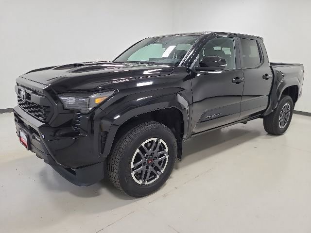 Used 2024 Toyota Tacoma TRD Sport w/ TRD Sport Upgrade Package AWD/4WD image 8