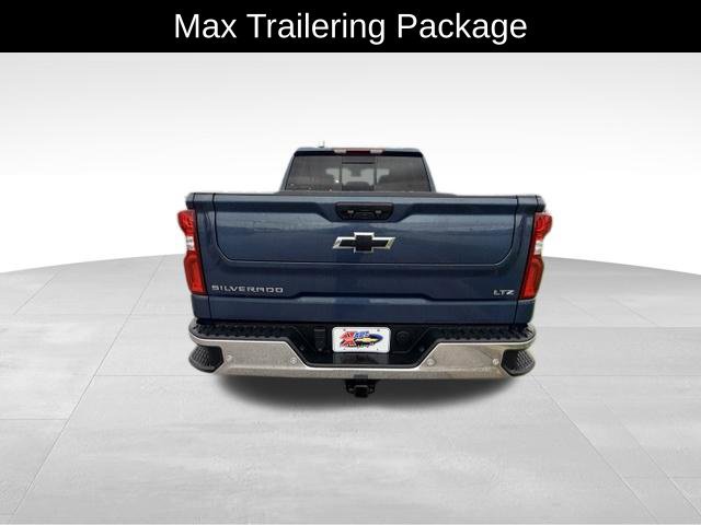 Used 2023 Chevrolet Silverado 1500 High Country w/ Technology Package AWD/4WD image 6